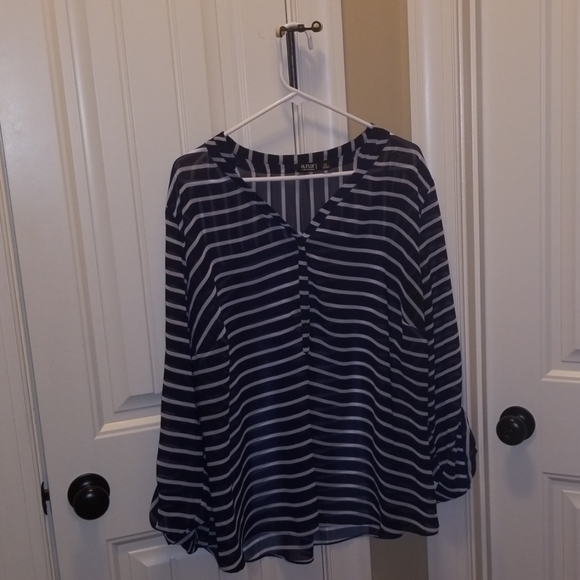 A.N.A/Macy's Blouse - Picture 2 of 4